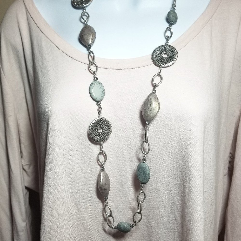 NEW Premier Designs Antiqued Long Necklace